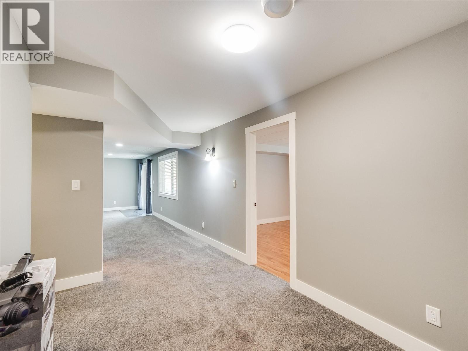 892 Waterloo Road, Castlegar, British Columbia  V1N 4K8 - Photo 49 - 10386374