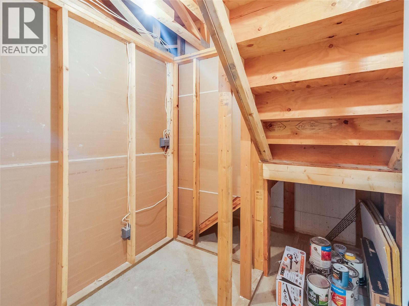 892 Waterloo Road, Castlegar, British Columbia  V1N 4K8 - Photo 55 - 10386374
