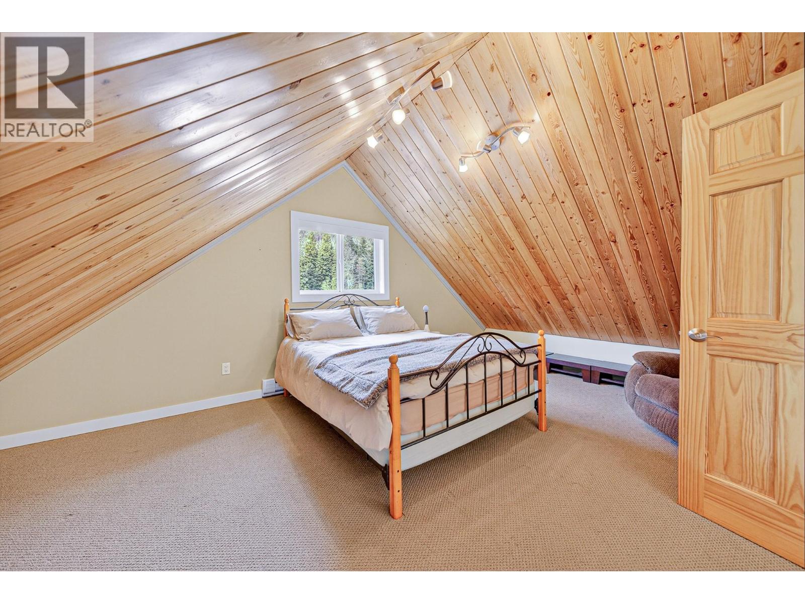 1220 Ponderosa Drive, Sparwood, British Columbia  V0B 2G2 - Photo 22 - 10386293
