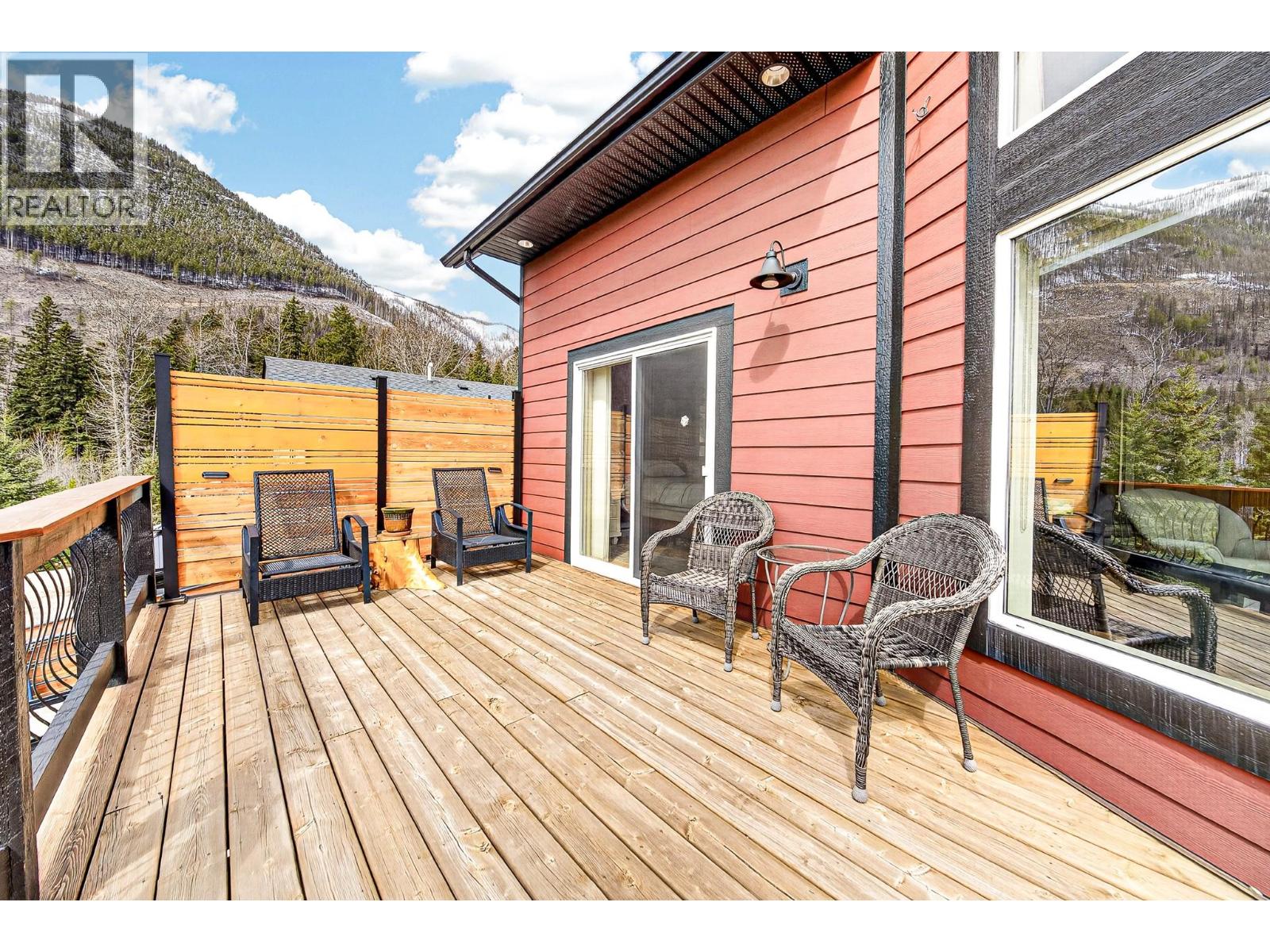 1220 Ponderosa Drive, Sparwood, British Columbia  V0B 2G2 - Photo 4 - 10386293