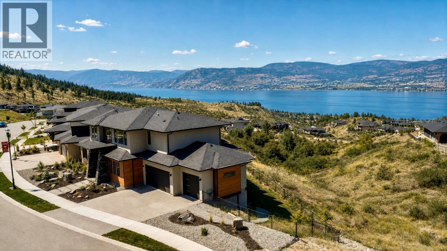 5624 Mountainside Drive, Kelowna, British Columbia  V1W 5L5 - Photo 3 - 10386576