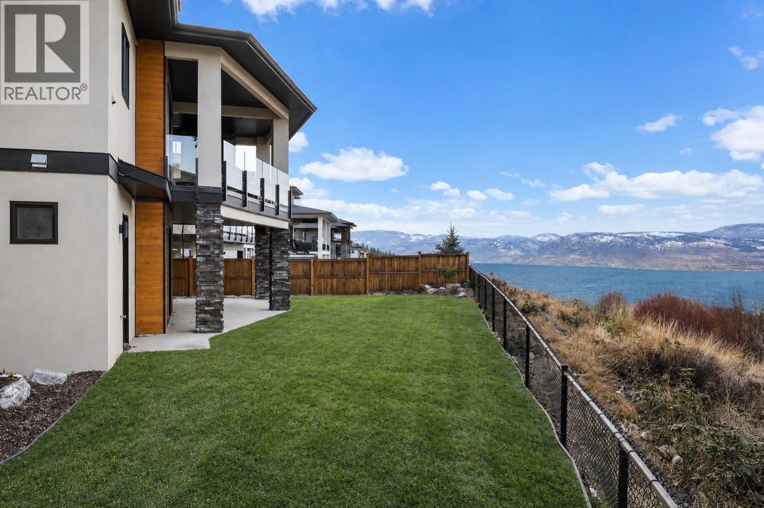 5624 Mountainside Drive, Kelowna, British Columbia  V1W 5L5 - Photo 5 - 10386576