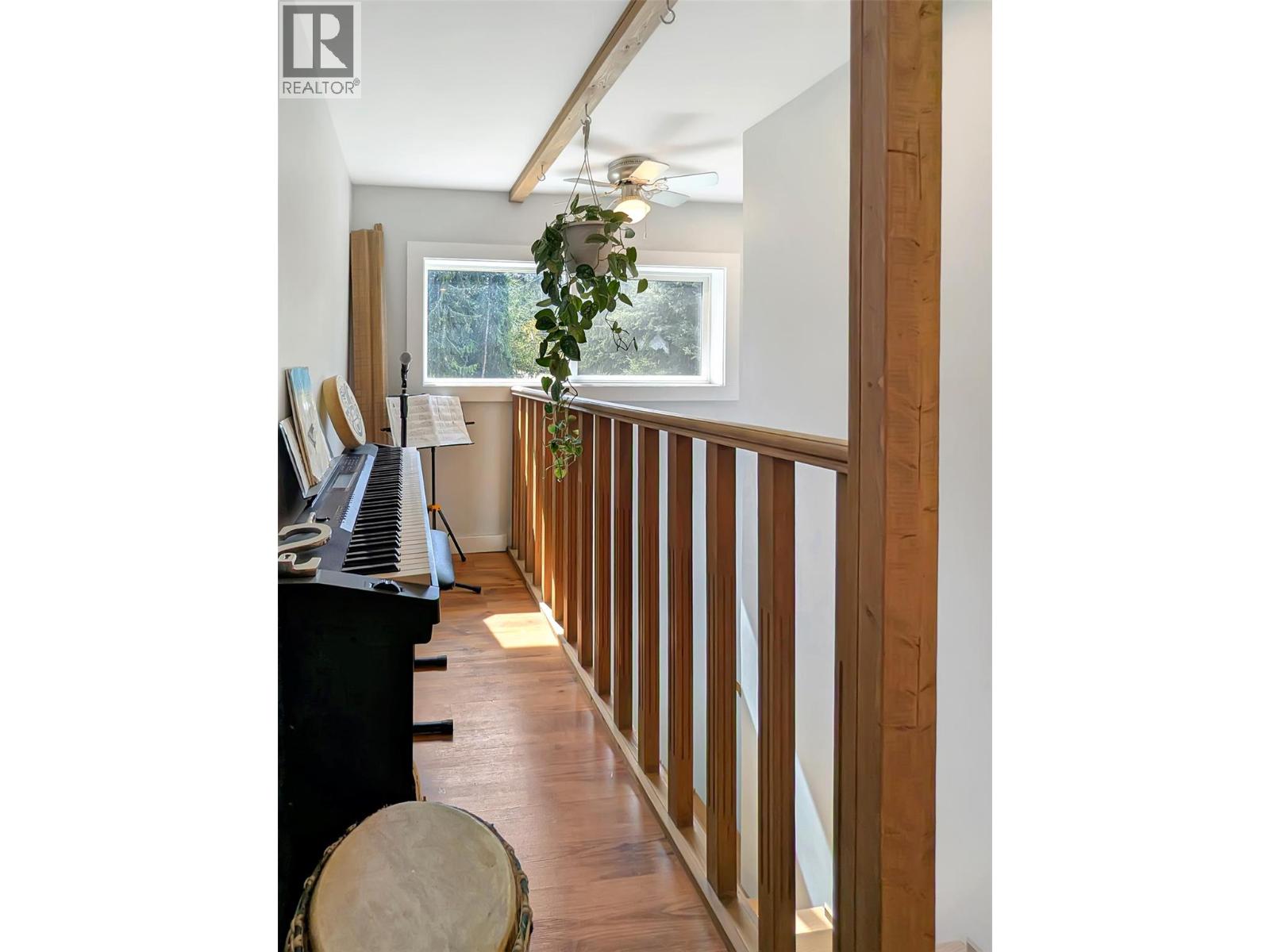 602 Slocan Street, Slocan, British Columbia  V0G 2C0 - Photo 33 - 10386553