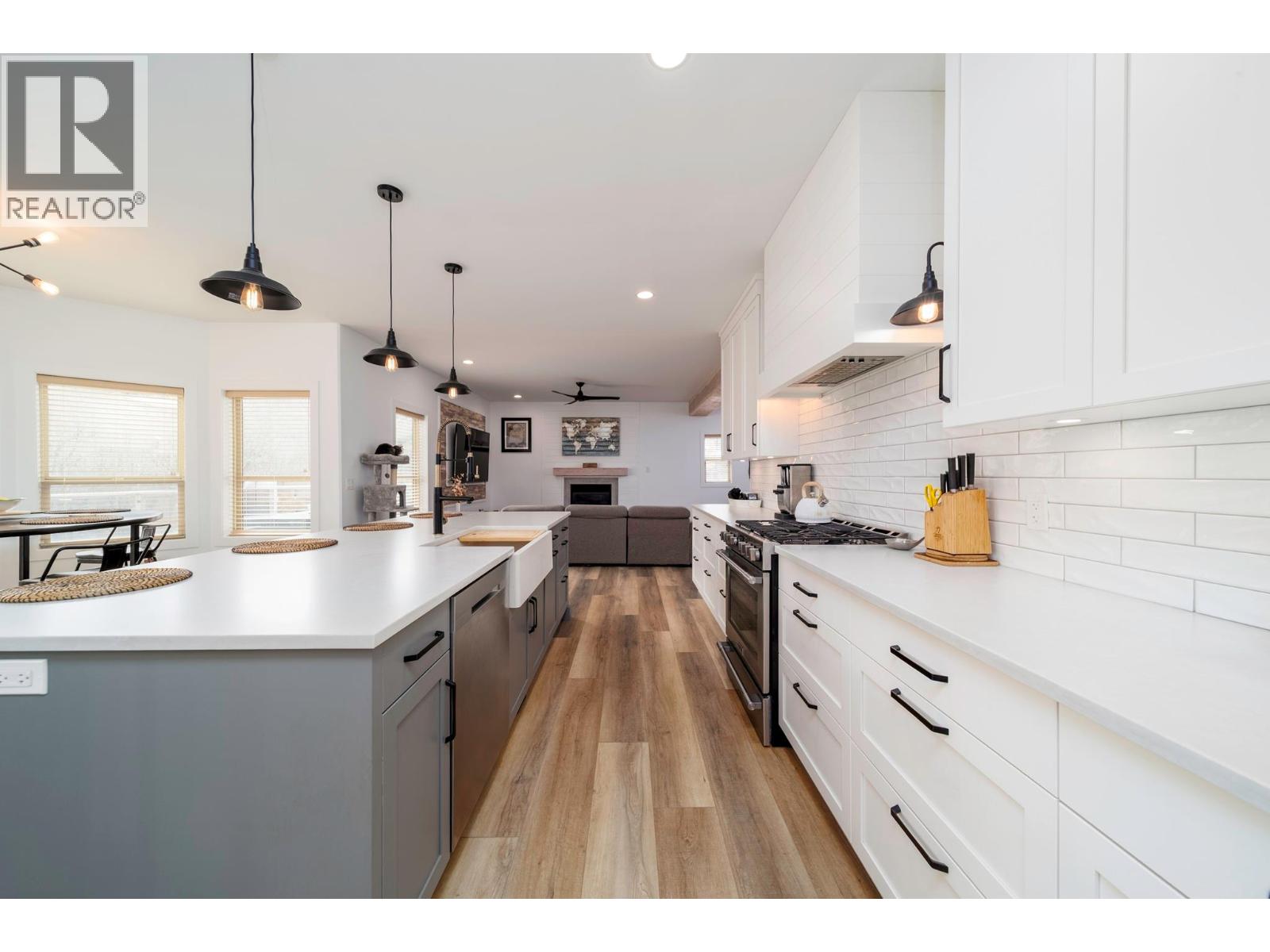 5037 Treadgold Court, Kelowna, British Columbia  V1W 5B4 - Photo 19 - 10386330