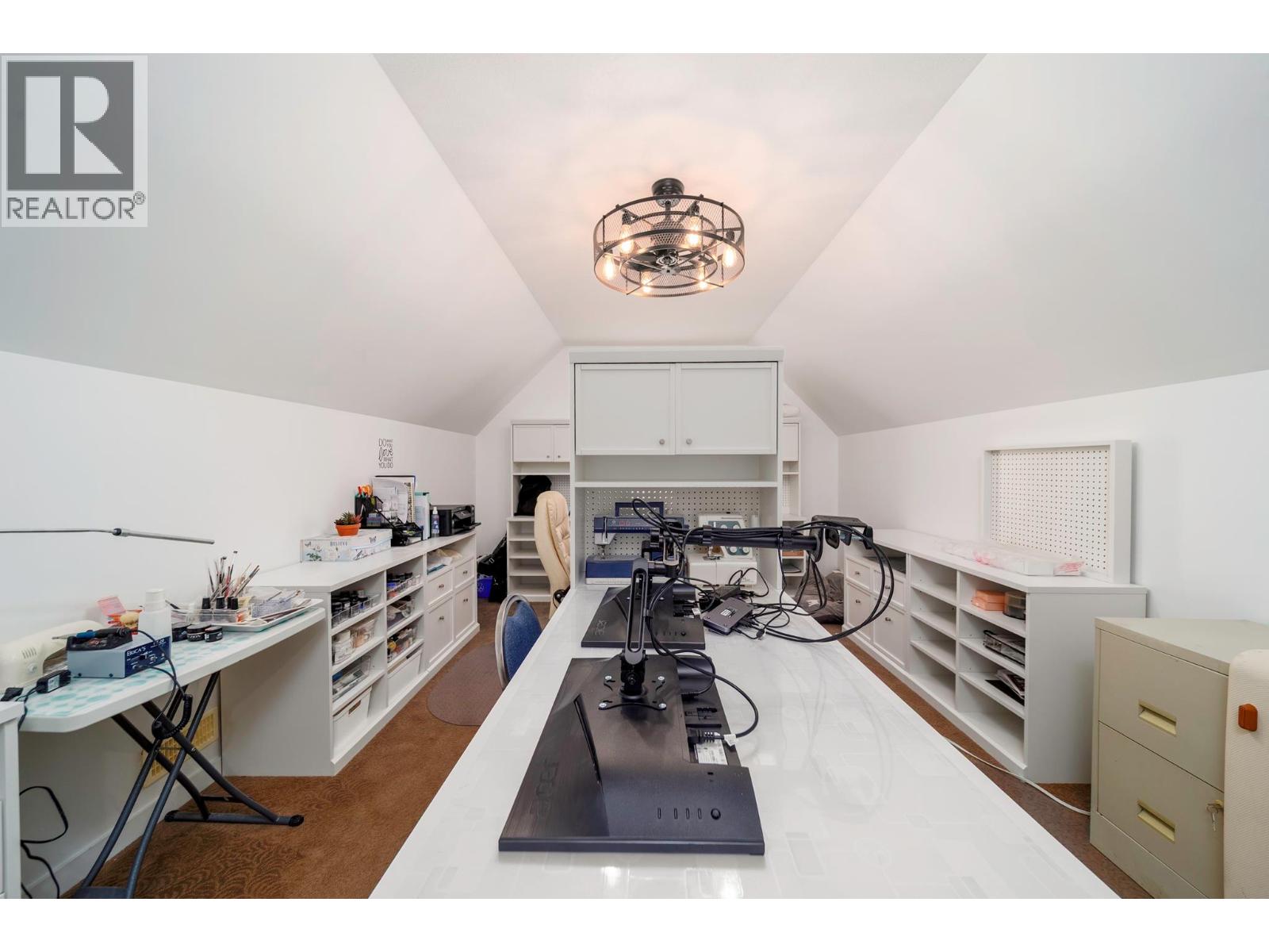 5037 Treadgold Court, Kelowna, British Columbia  V1W 5B4 - Photo 25 - 10386330