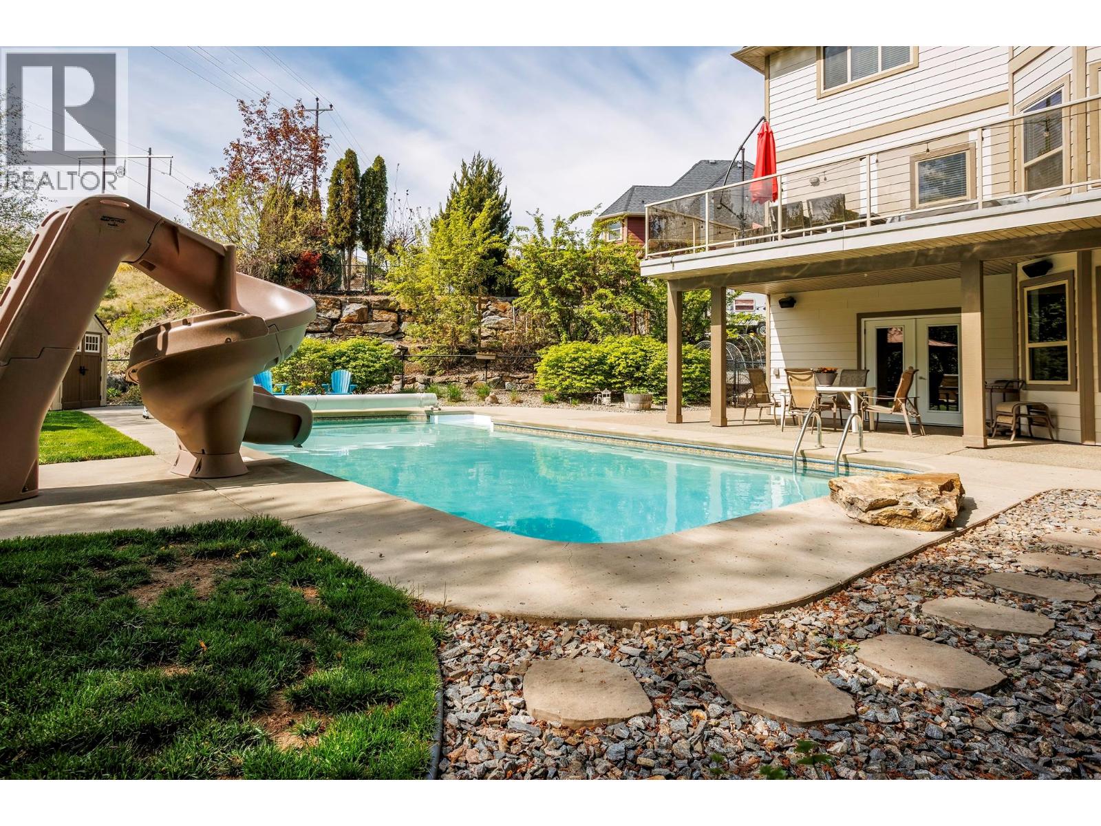 5037 Treadgold Court, Kelowna, British Columbia  V1W 5B4 - Photo 3 - 10386330