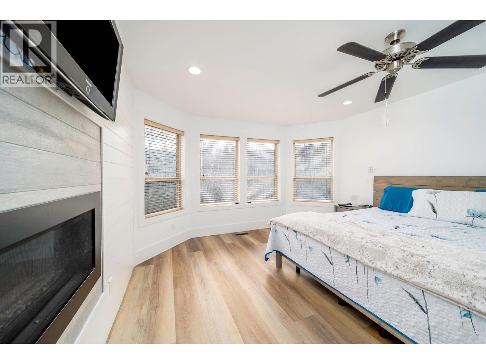 5037 Treadgold Court, Kelowna, British Columbia  V1W 5B4 - Photo 31 - 10386330