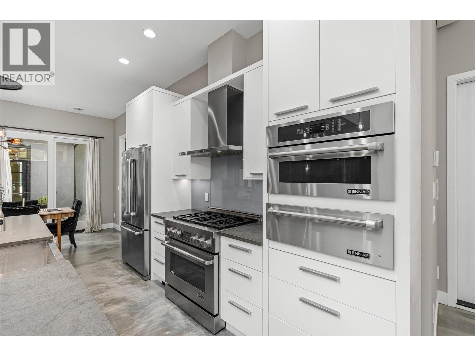 1085 Westpoint Drive, Kelowna, British Columbia  V1W 4Z9 - Photo 12 - 10385964