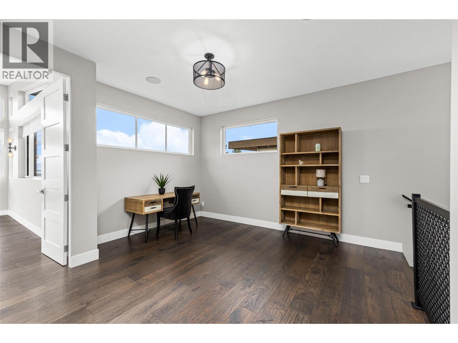 1085 Westpoint Drive, Kelowna, British Columbia  V1W 4Z9 - Photo 35 - 10385964