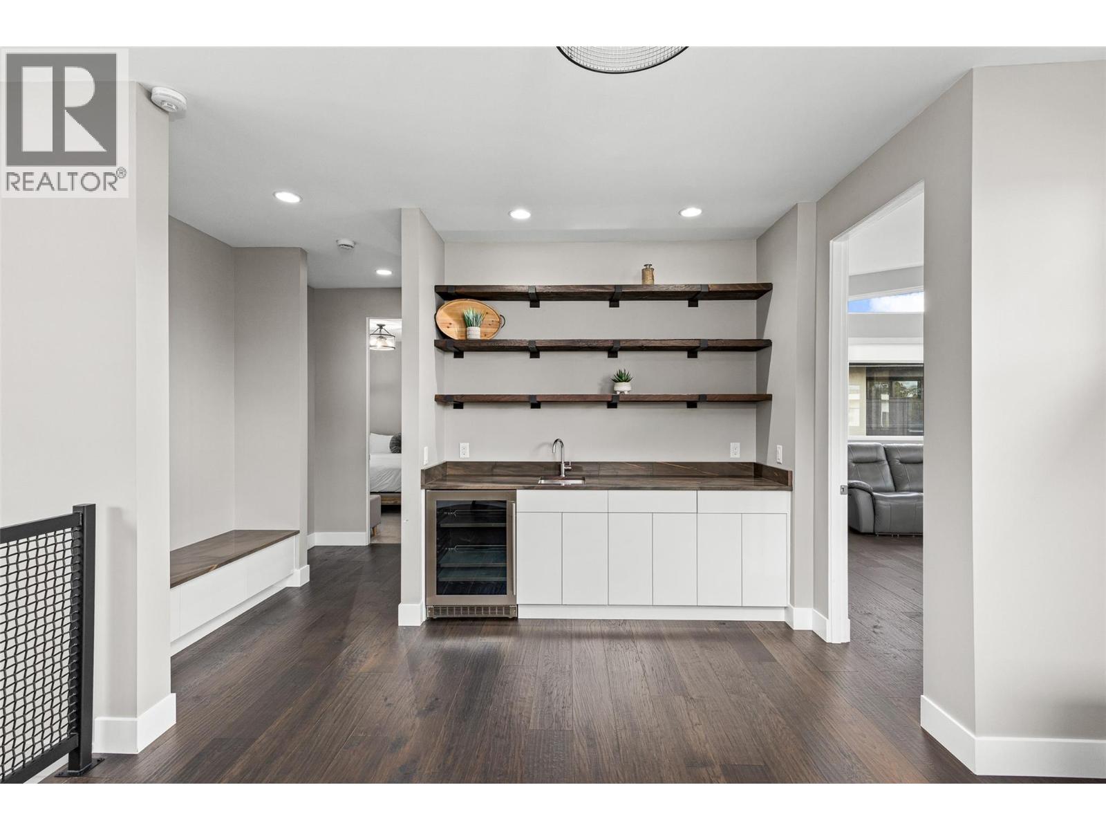 1085 Westpoint Drive, Kelowna, British Columbia  V1W 4Z9 - Photo 36 - 10385964