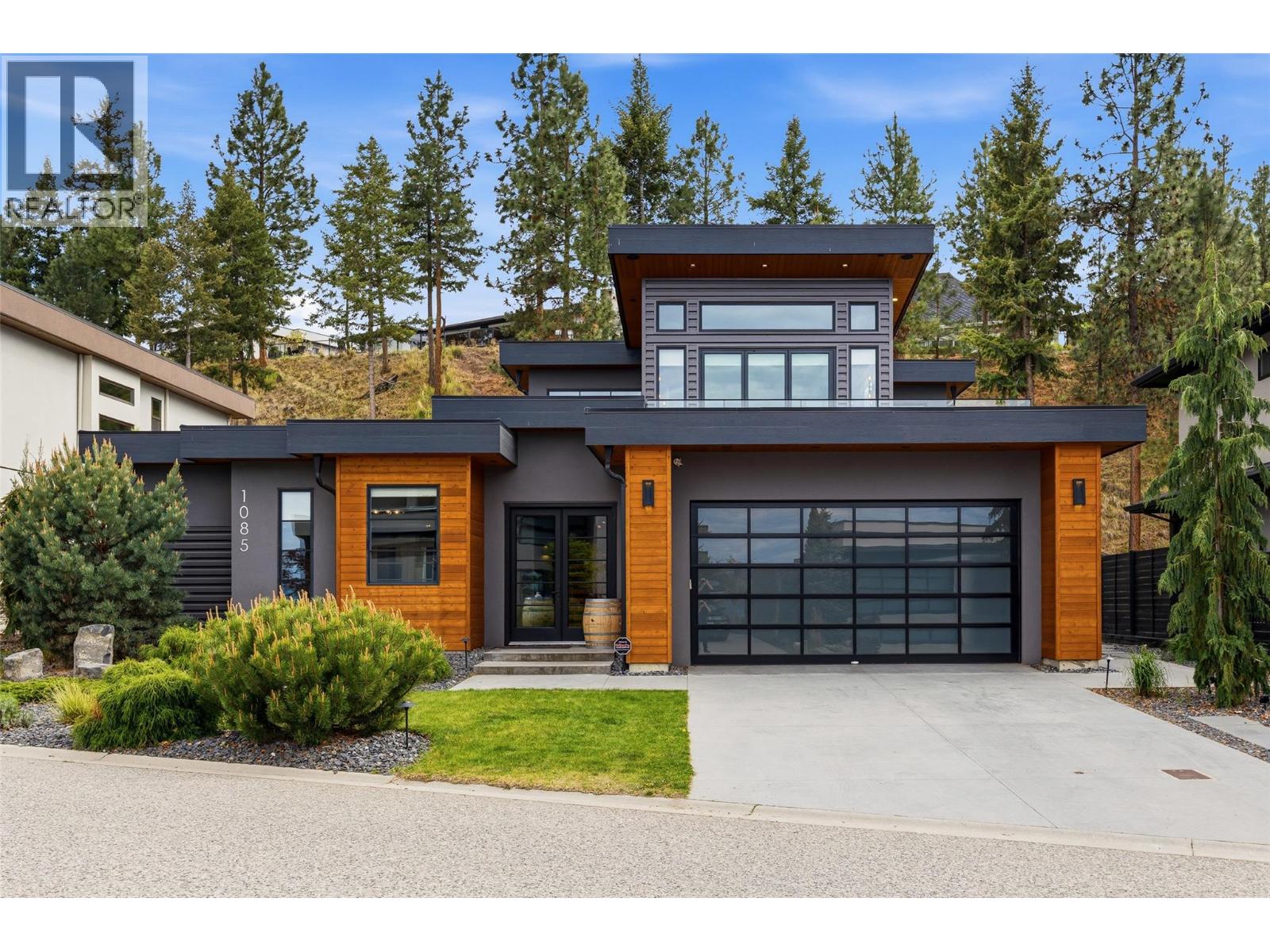 1085 Westpoint Drive, Kelowna, British Columbia  V1W 4Z9 - Photo 4 - 10385964