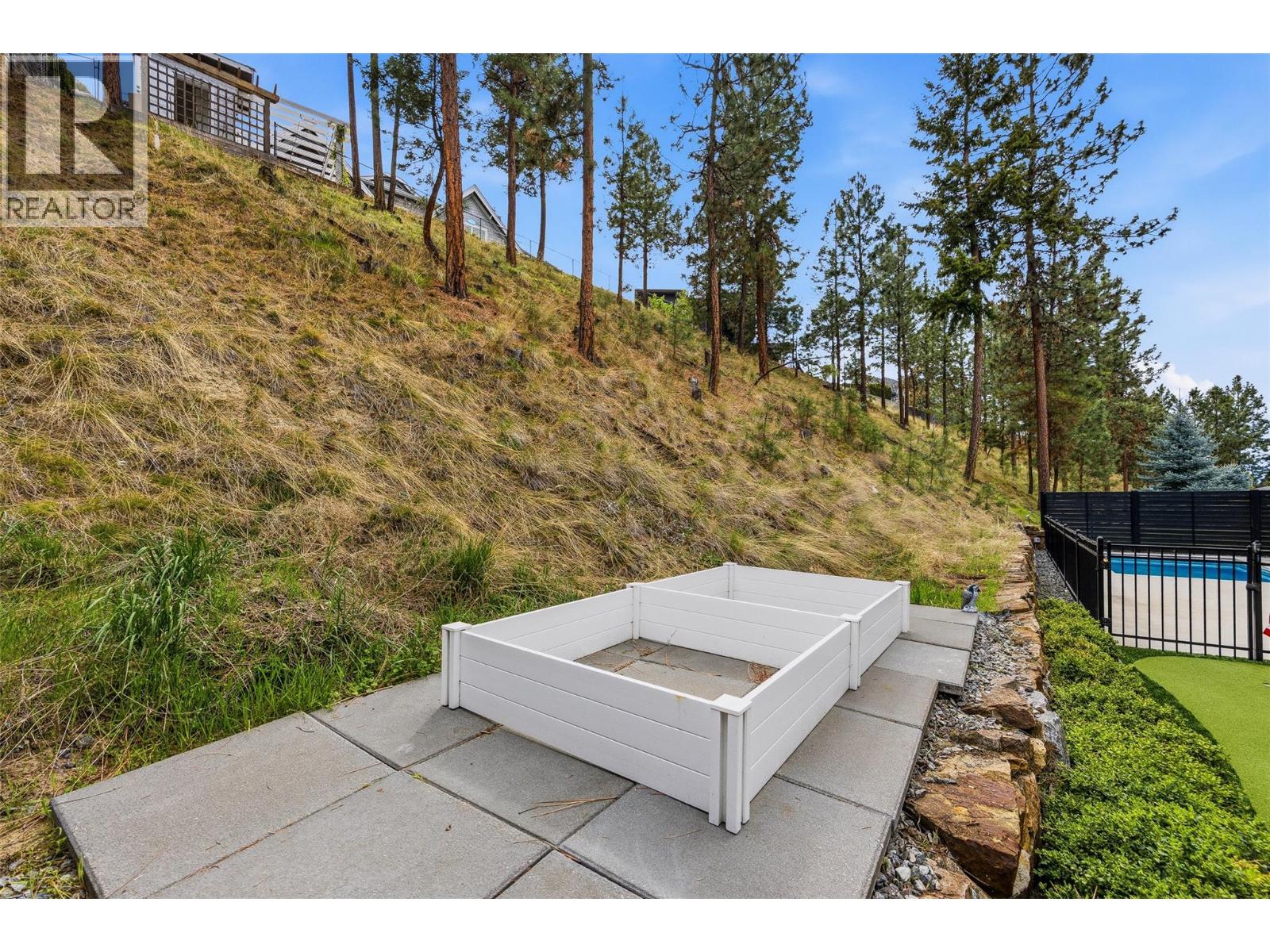 1085 Westpoint Drive, Kelowna, British Columbia  V1W 4Z9 - Photo 61 - 10385964