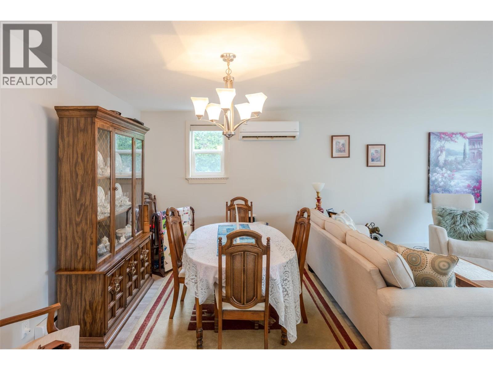 800 Merlot Avenue Unit# 2, Oliver, British Columbia  V0H 1T4 - Photo 4 - 10385571