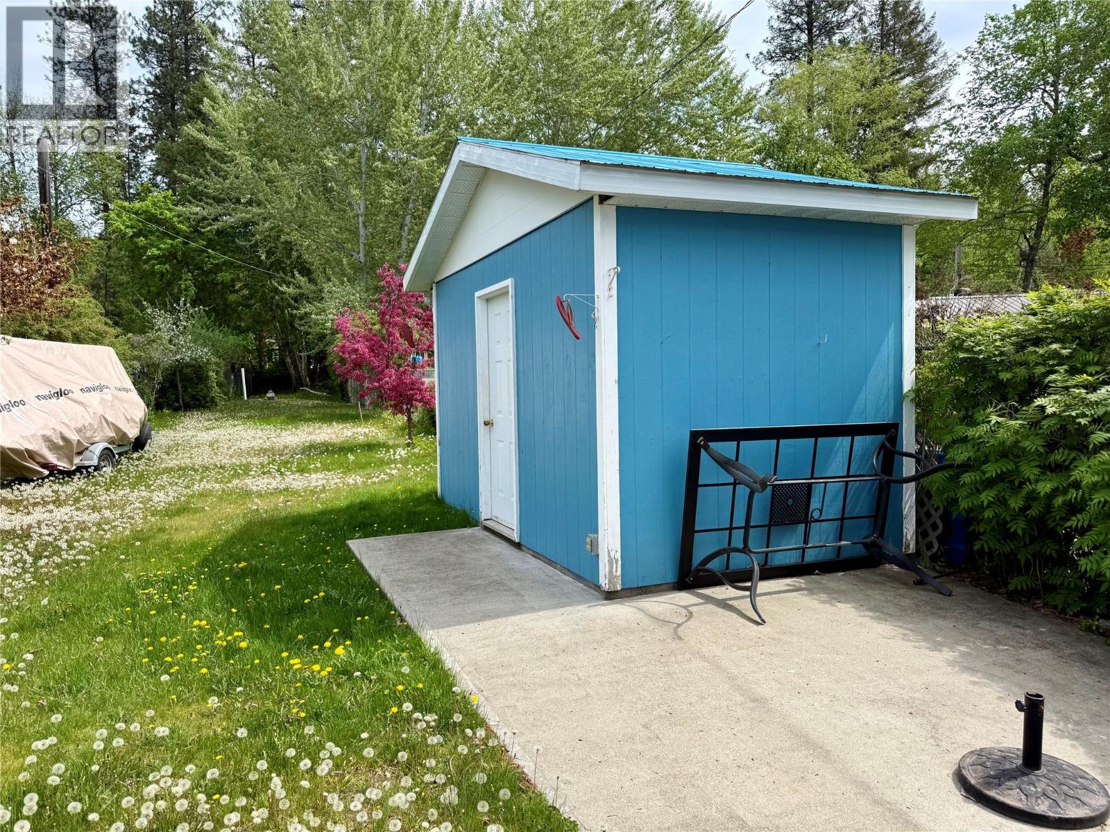 189 Alpine Road, Christina Lake, British Columbia  V0H 1E1 - Photo 11 - 10386446