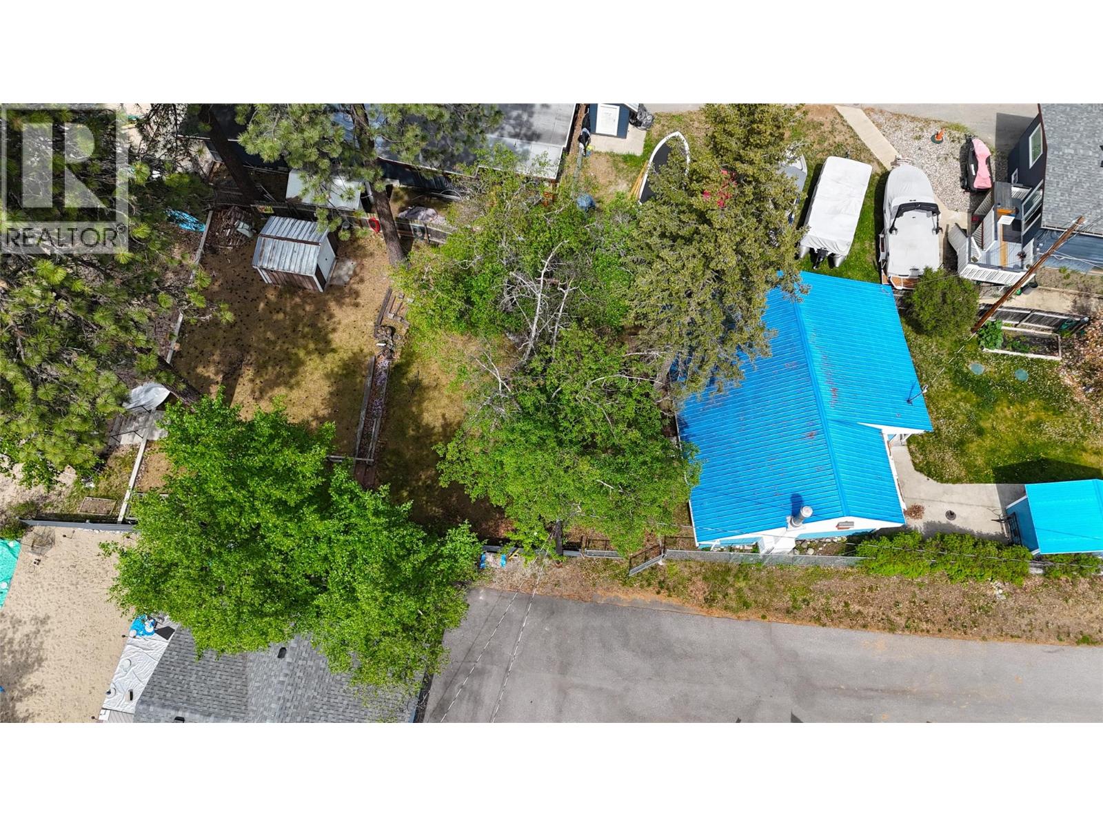189 Alpine Road, Christina Lake, British Columbia  V0H 1E1 - Photo 42 - 10386446