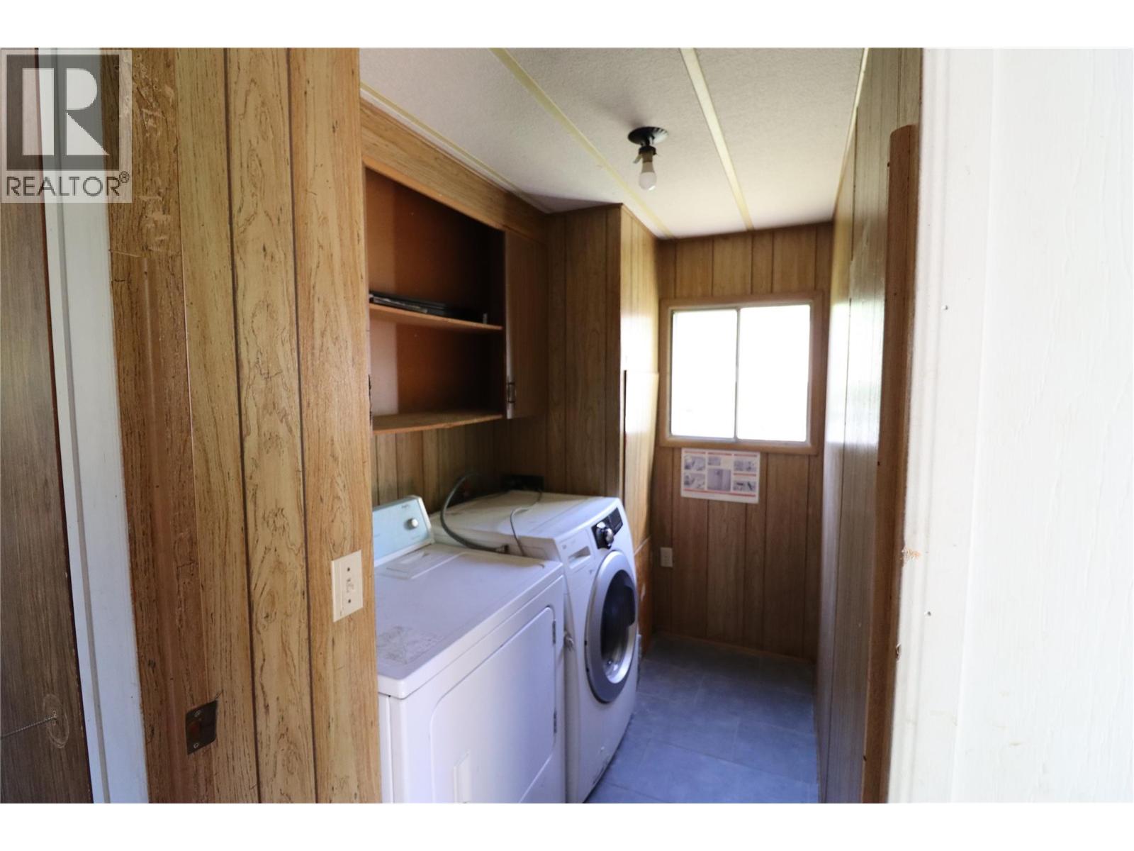 1881 Main Street, Coalmont-Tulameen, British Columbia  V0X 1G0 - Photo 11 - 10386613