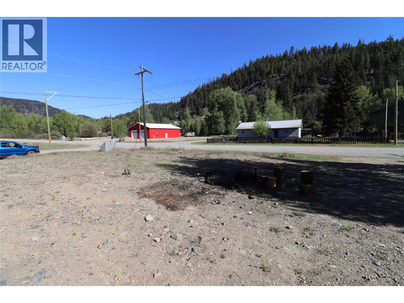 1881 Main Street, Coalmont-Tulameen, British Columbia  V0X 1G0 - Photo 3 - 10386613