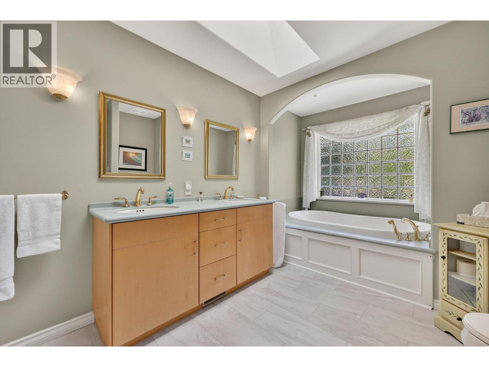 6226 Heighway Lane, Peachland, British Columbia  V0H 1X7 - Photo 38 - 10386568