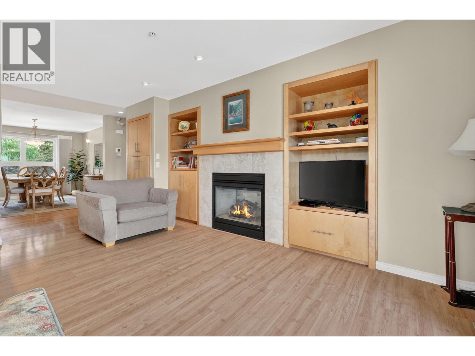 6226 Heighway Lane, Peachland, British Columbia  V0H 1X7 - Photo 6 - 10386568