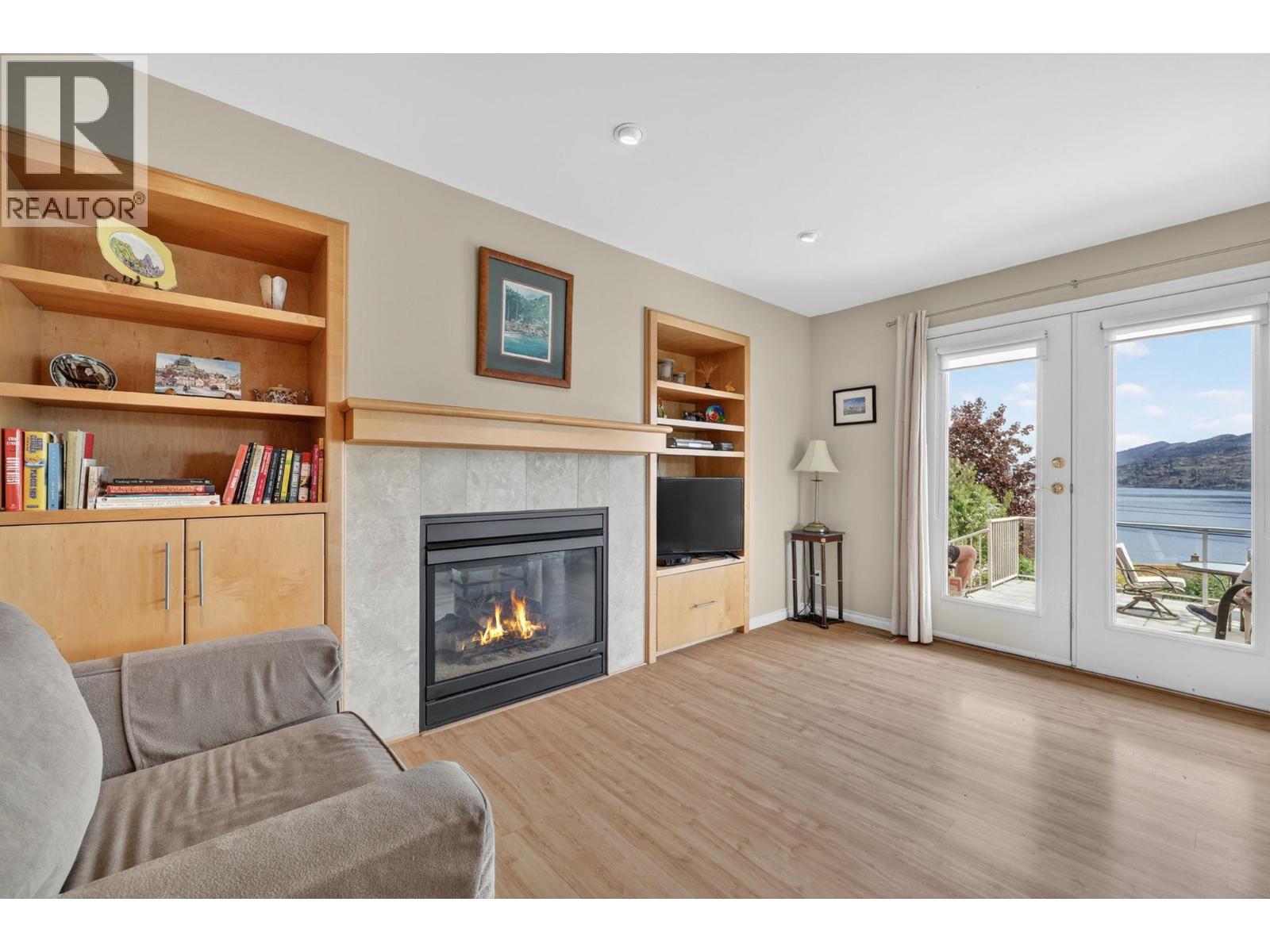 6226 Heighway Lane, Peachland, British Columbia  V0H 1X7 - Photo 7 - 10386568