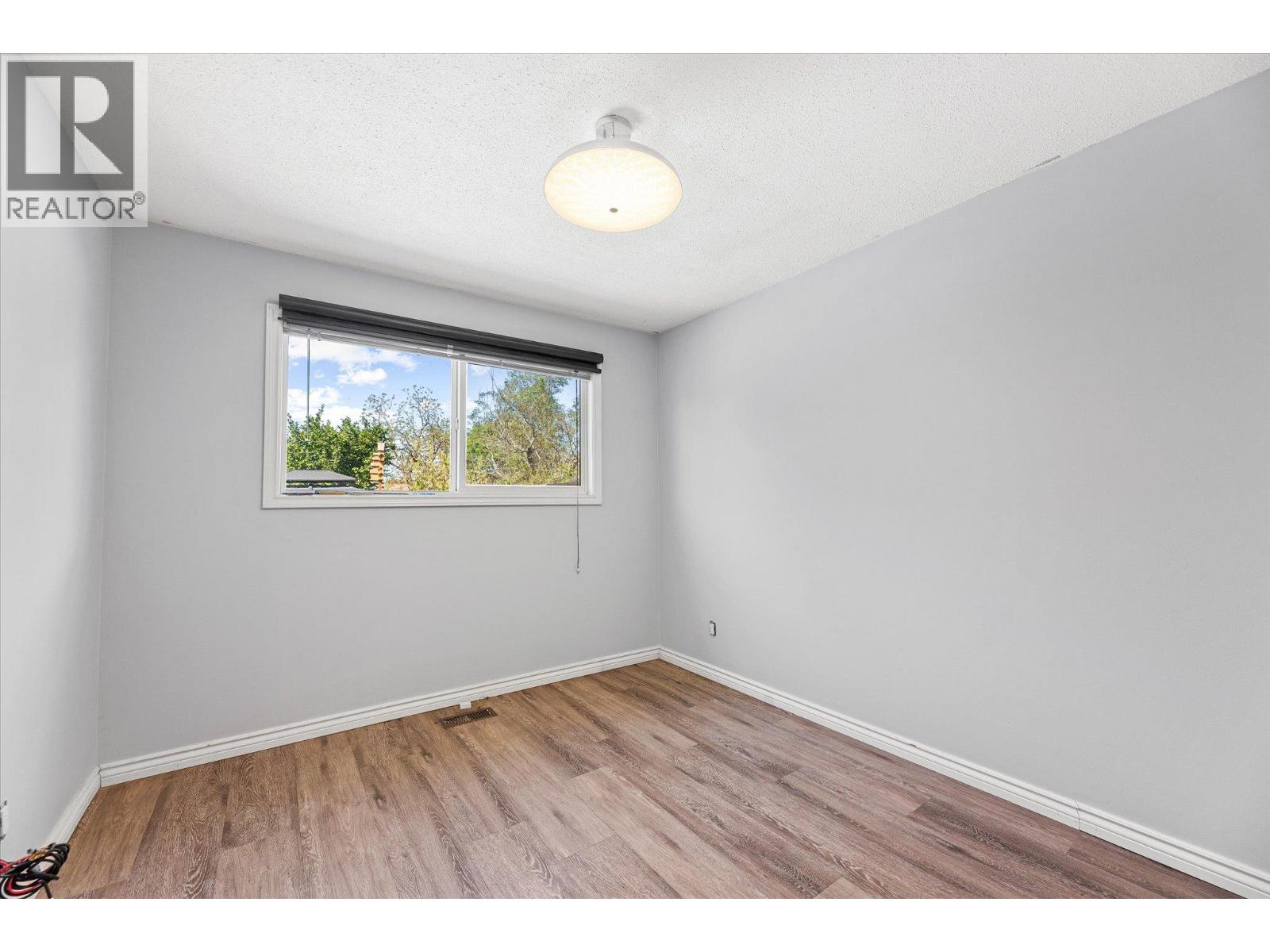 2946 Springfield Road, Kelowna, British Columbia  V1X 4N7 - Photo 21 - 10386516