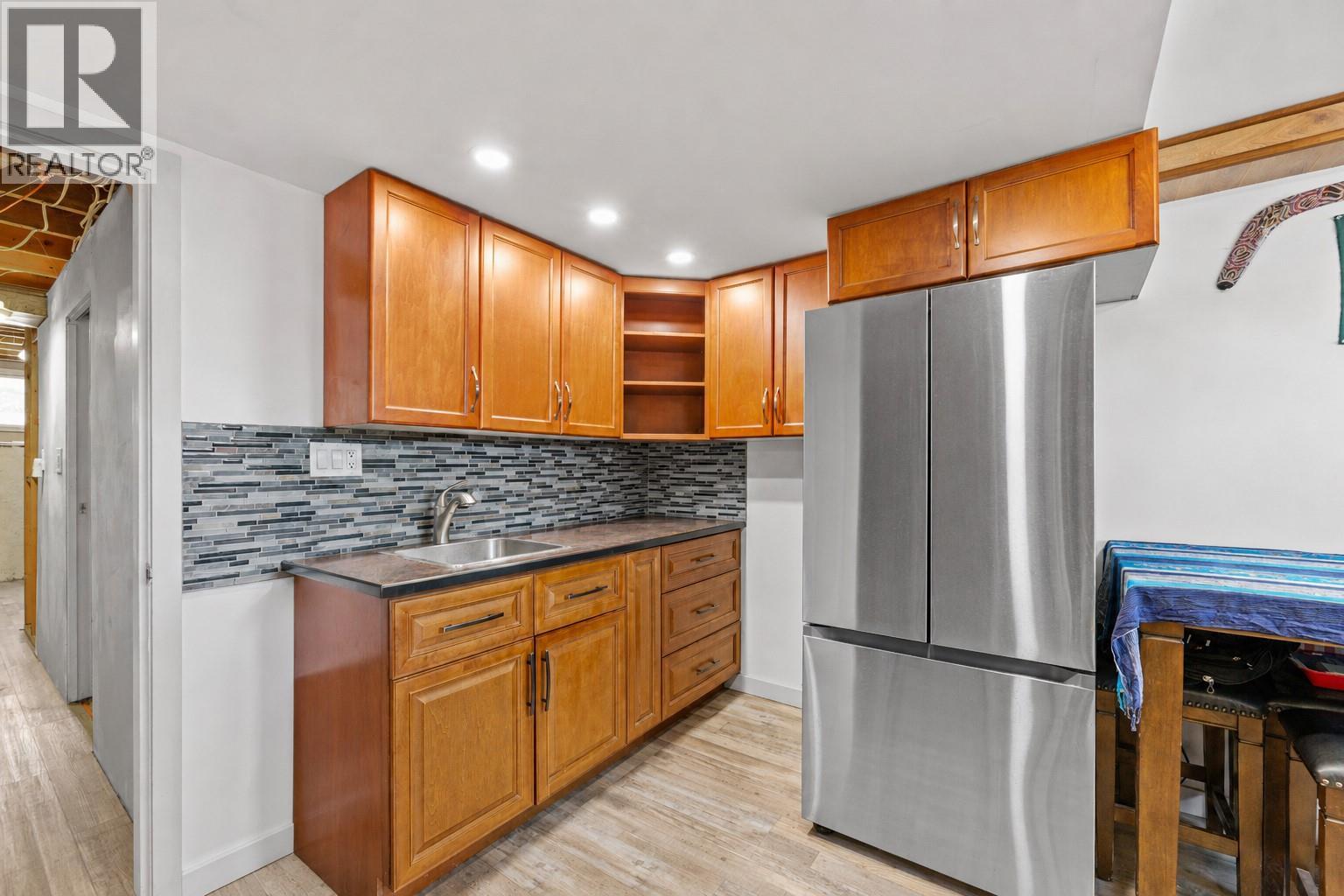 2946 Springfield Road, Kelowna, British Columbia  V1X 4N7 - Photo 25 - 10386516