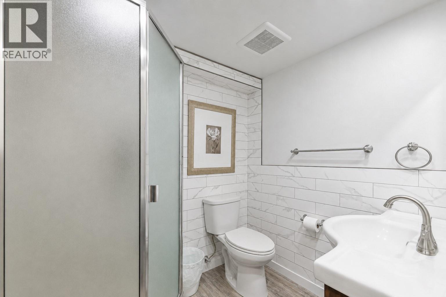2946 Springfield Road, Kelowna, British Columbia  V1X 4N7 - Photo 28 - 10386516