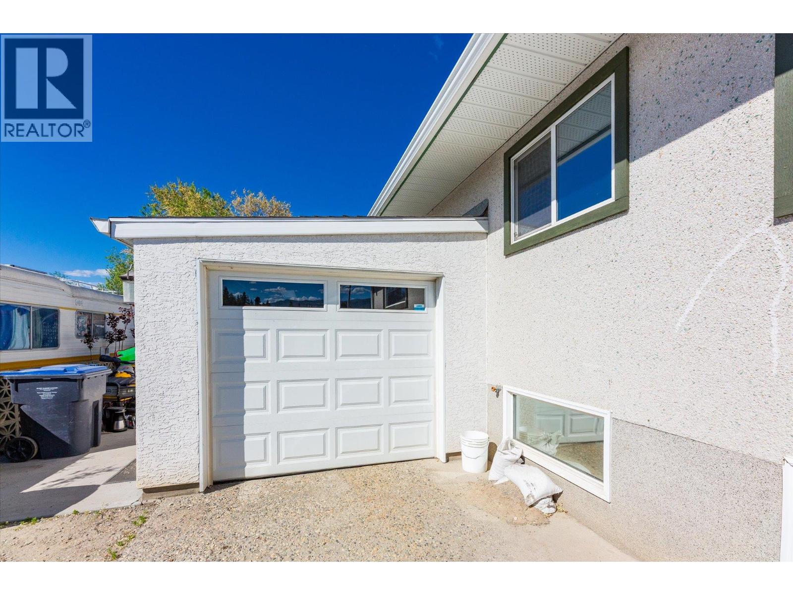 2946 Springfield Road, Kelowna, British Columbia  V1X 4N7 - Photo 33 - 10386516