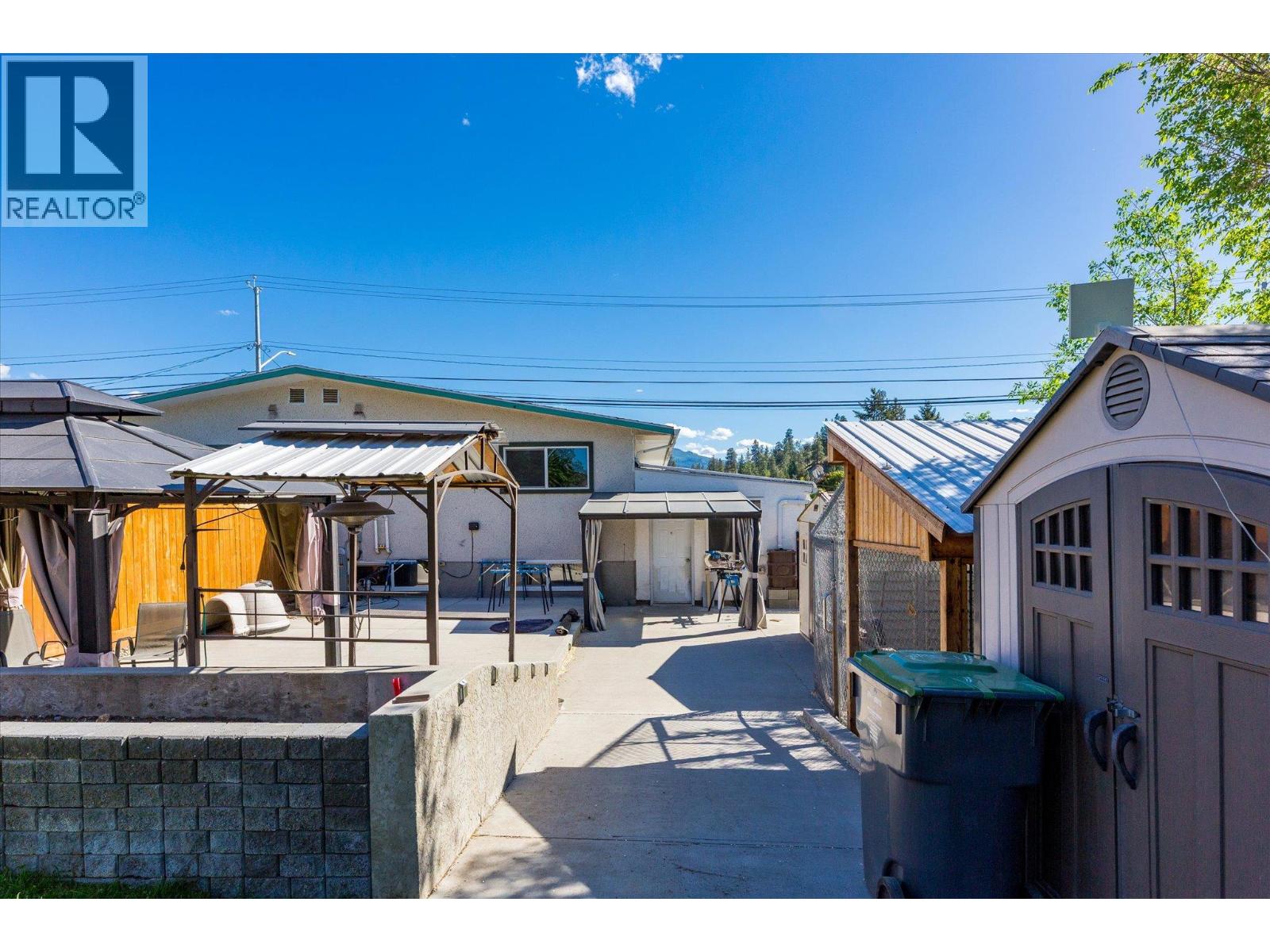 2946 Springfield Road, Kelowna, British Columbia  V1X 4N7 - Photo 41 - 10386516
