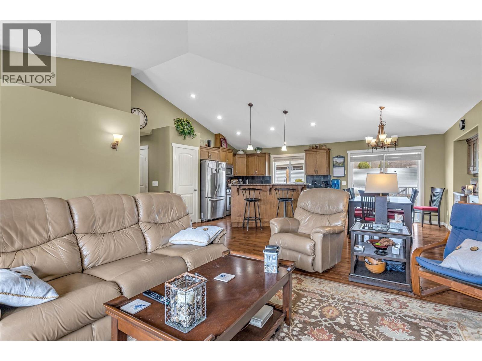 607 Lefevere Avenue, Kelowna, British Columbia  V1W 5G7 - Photo 10 - 10386444