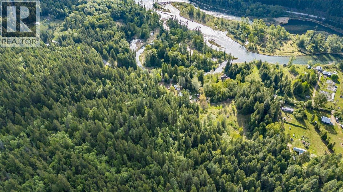4421 Slocan River Road, Winlaw, British Columbia  V0G 2J0 - Photo 11 - 10385949