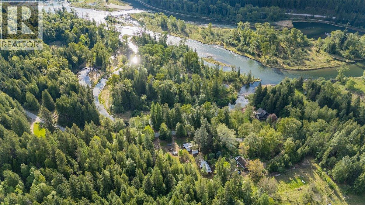 4421 Slocan River Road, Winlaw, British Columbia  V0G 2J0 - Photo 13 - 10385949