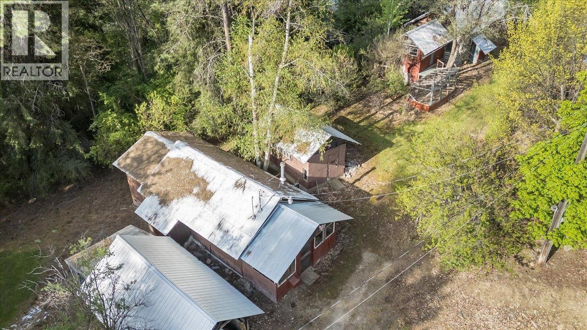 4421 Slocan River Road, Winlaw, British Columbia  V0G 2J0 - Photo 9 - 10385949