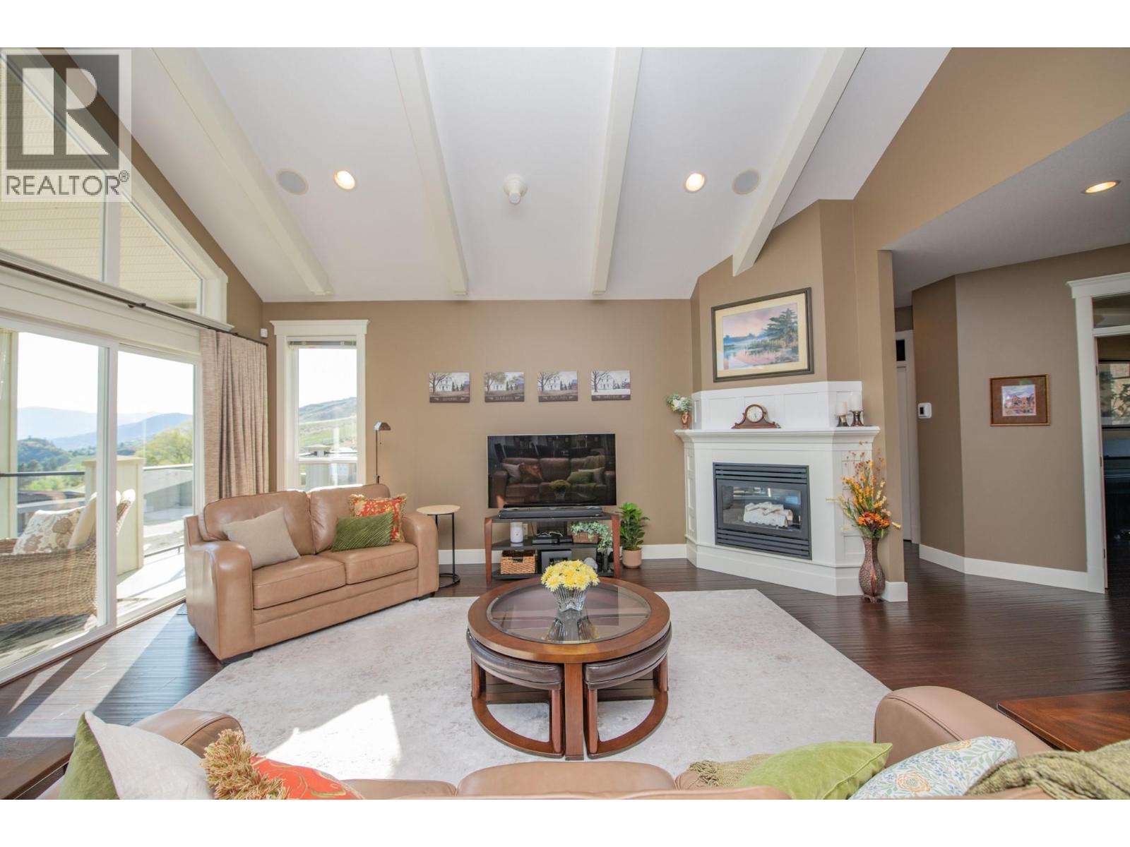 4300 Camelback Way, Vernon, British Columbia  V1T 9W4 - Photo 18 - 10386517