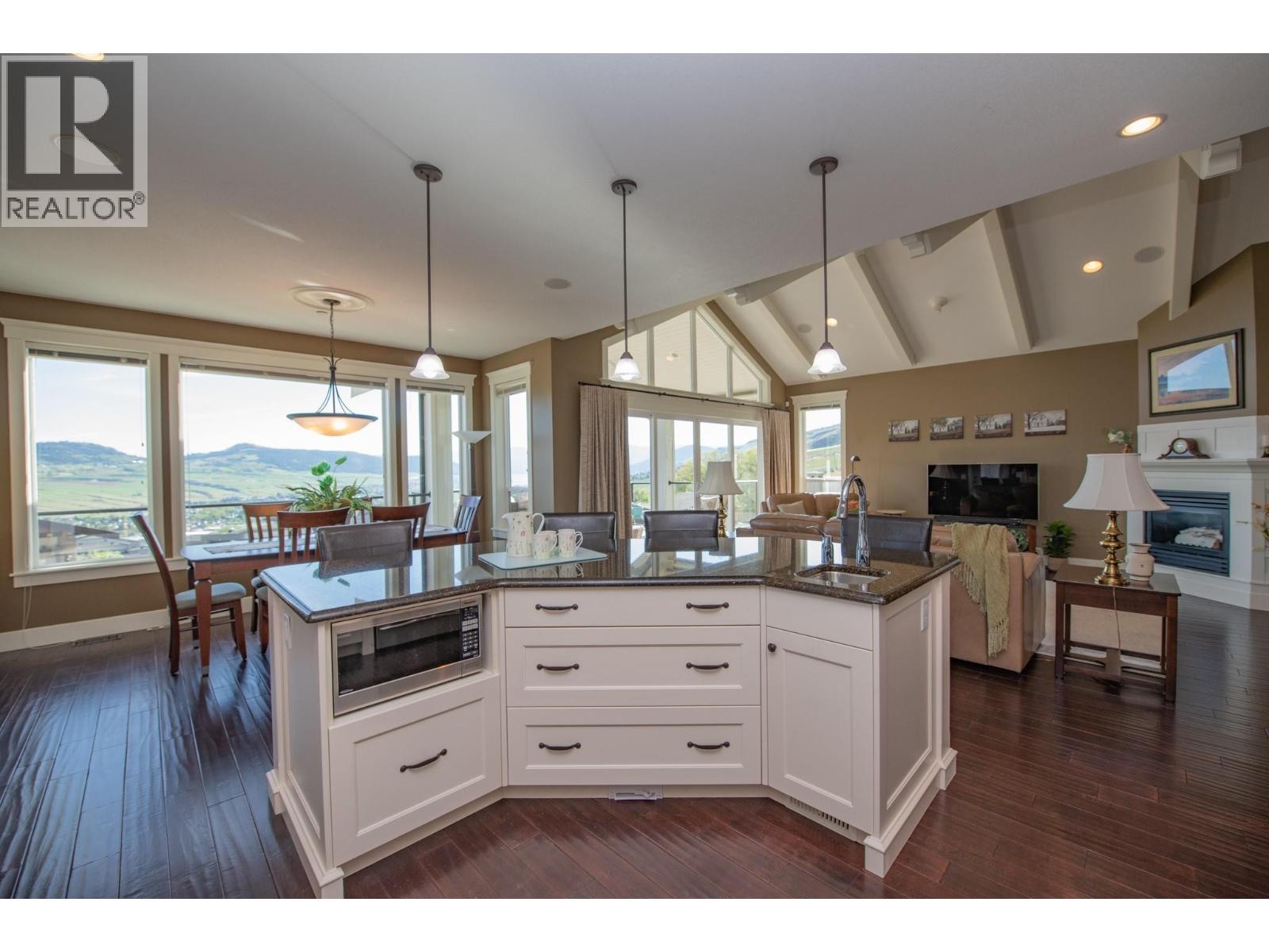 4300 Camelback Way, Vernon, British Columbia  V1T 9W4 - Photo 26 - 10386517