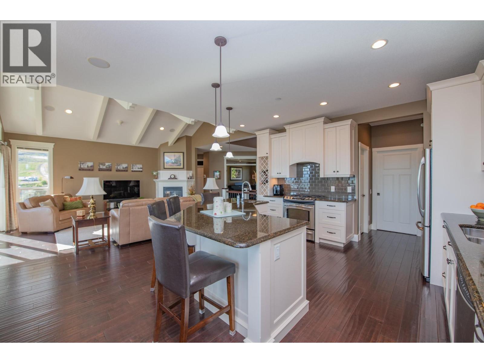 4300 Camelback Way, Vernon, British Columbia  V1T 9W4 - Photo 34 - 10386517