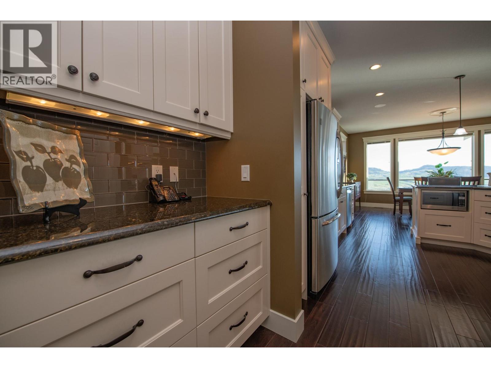 4300 Camelback Way, Vernon, British Columbia  V1T 9W4 - Photo 35 - 10386517