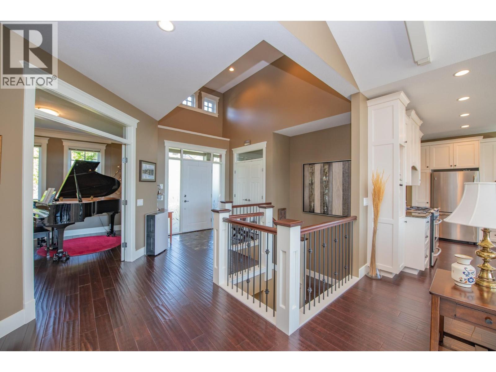 4300 Camelback Way, Vernon, British Columbia  V1T 9W4 - Photo 7 - 10386517