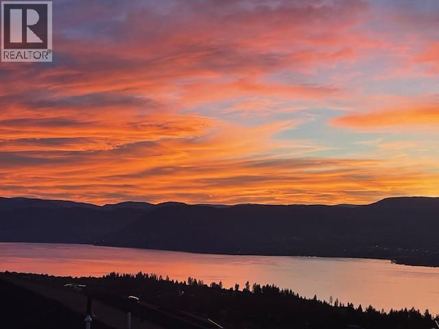 796 Kuipers Crescent Unit# 13, Kelowna, British Columbia  V1W 5C9 - Photo 2 - 10386099