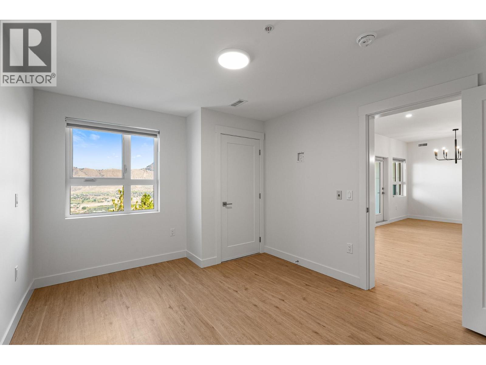 1844 Qu'appelle Boulevard Unit# 104, Kamloops, British Columbia  V2E 0E8 - Photo 8 - 10386236