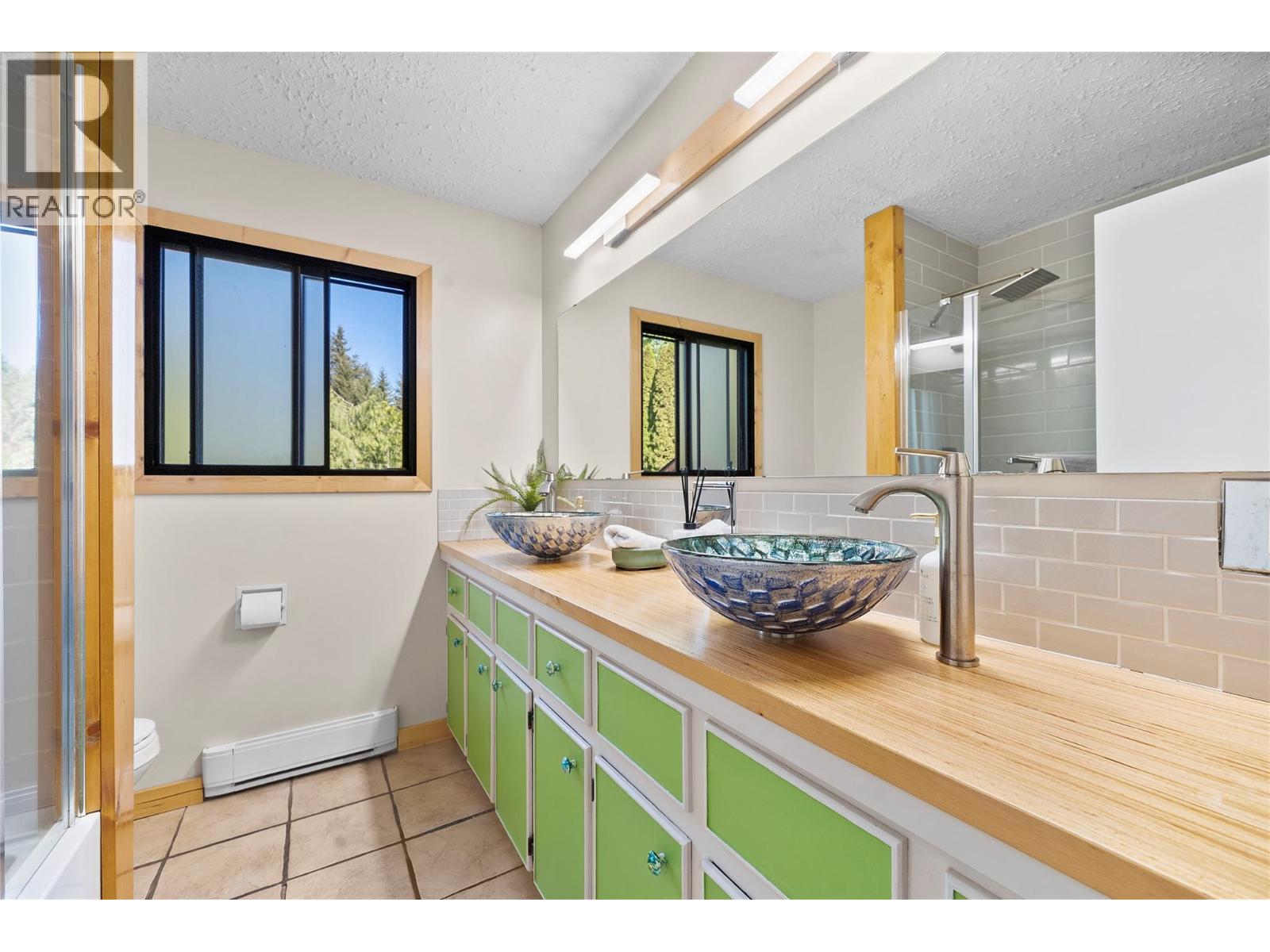 2499 Ridgeview Place, Blind Bay, British Columbia  V0E 1H2 - Photo 21 - 10385804