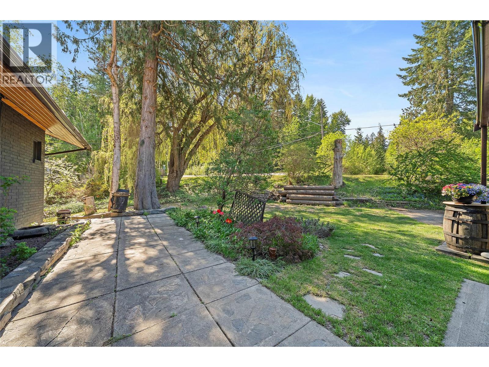 2499 Ridgeview Place, Blind Bay, British Columbia  V0E 1H2 - Photo 41 - 10385804