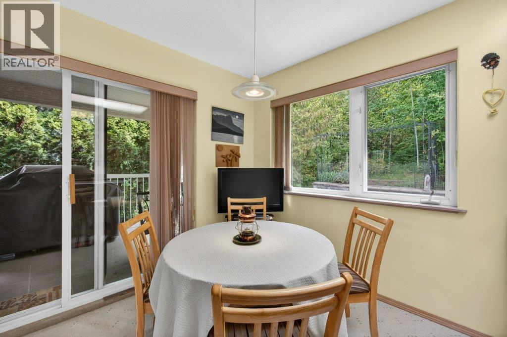 416 27 Street Se, Salmon Arm, British Columbia  V1E 1K7 - Photo 13 - 10386555