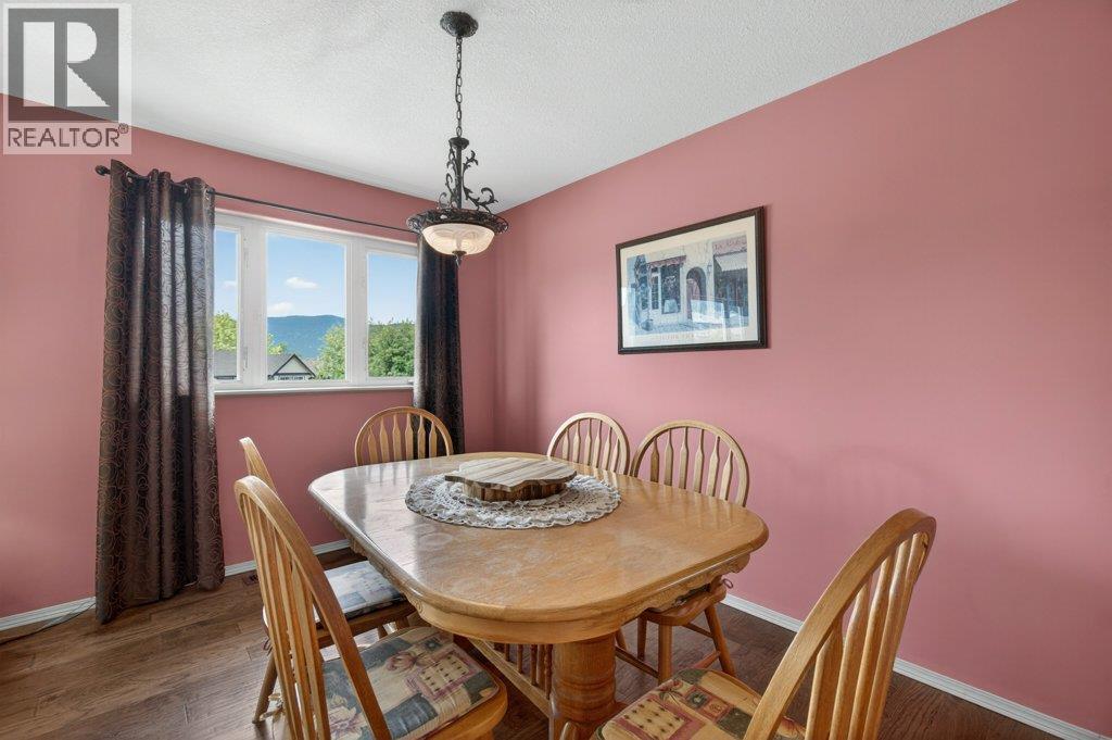 416 27 Street Se, Salmon Arm, British Columbia  V1E 1K7 - Photo 16 - 10386555