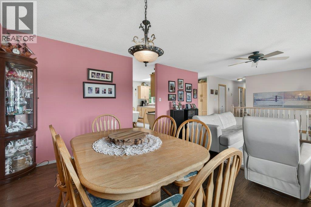416 27 Street Se, Salmon Arm, British Columbia  V1E 1K7 - Photo 18 - 10386555