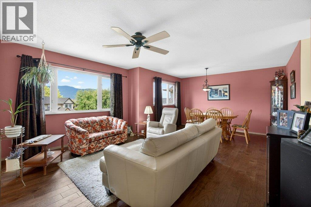 416 27 Street Se, Salmon Arm, British Columbia  V1E 1K7 - Photo 20 - 10386555
