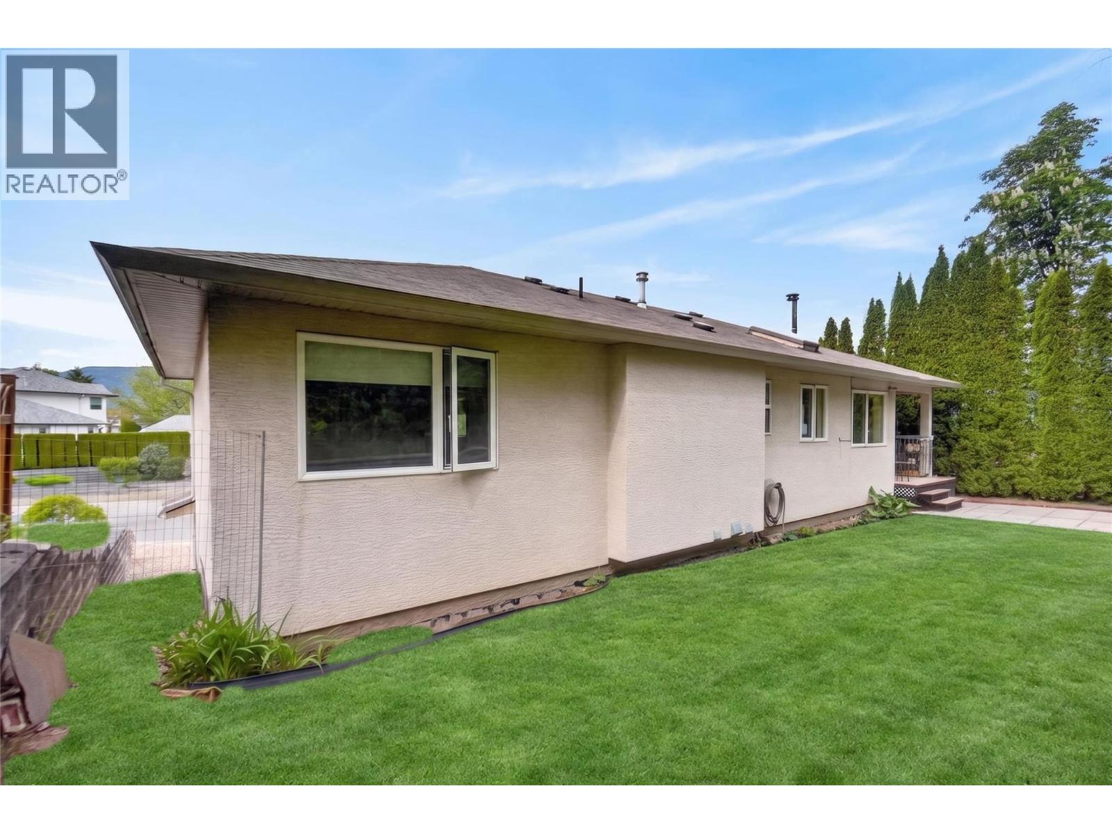416 27 Street Se, Salmon Arm, British Columbia  V1E 1K7 - Photo 45 - 10386555