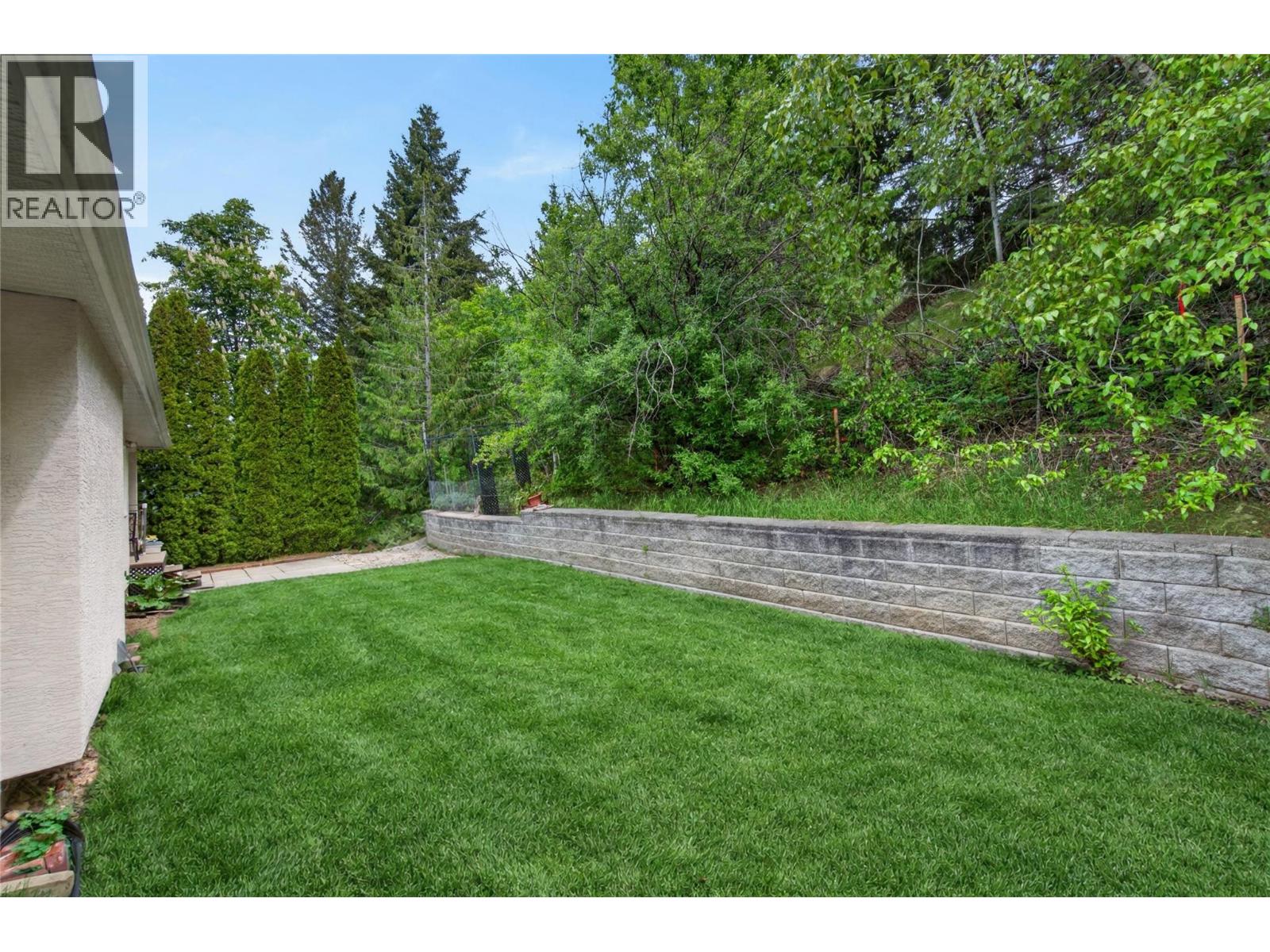 416 27 Street Se, Salmon Arm, British Columbia  V1E 1K7 - Photo 46 - 10386555
