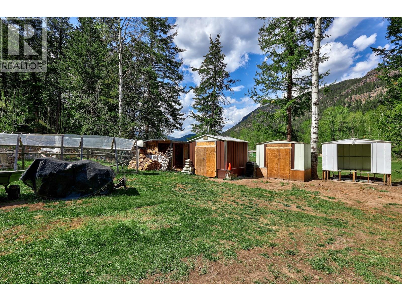 9792 Meadow Road, Kamloops, British Columbia  V0K 2J0 - Photo 43 - 10381250