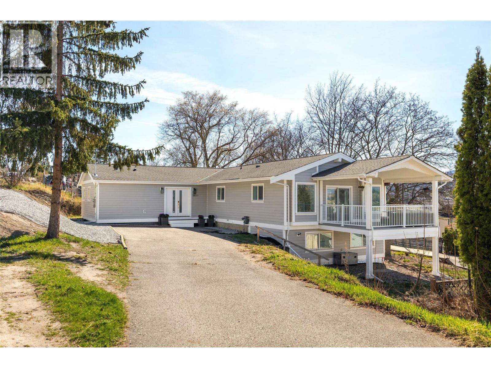 10942 Russell Road, lake country, British Columbia